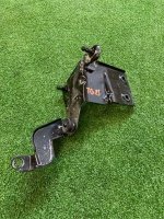 Кронштейн блока ABS