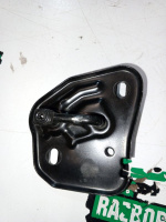 Петля замка капота