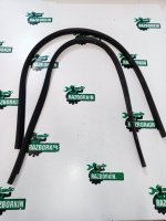 Уплотнитель молдинга крыши