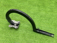 Петля крышки багажника