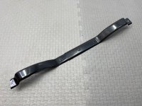 Крепление топливного бака