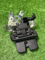 Замок багажника