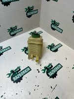Бачок гидроусилителя руля