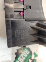 Блок предохранителей Блок предохранителей