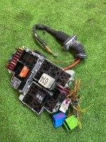 Блок предохранителей Блок предохранителей