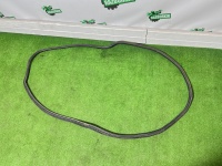 Уплотнительная резинка двери багажника