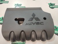 Декоративная крышка двигателя Декоративная крышка двигателя