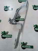 Кронштейн обшивки багажника