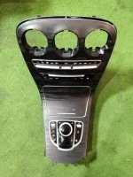 Накладка консоли с блоком климата