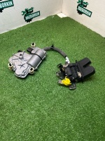 Замок багажника