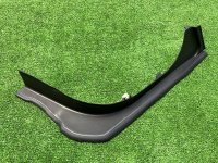 Водосток крышки багажника