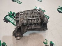 Кронштейн генератора Кронштейн генератора