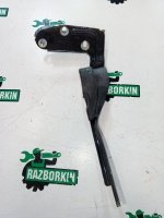 Петля капота