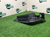 Водосток крышки багажника