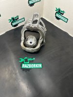 Подушка двигателя