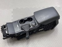 Консоль центральная