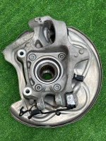 Кулак поворотный