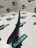 Молдинг лобового стекла