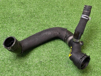 Патрубок радиатора