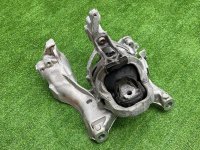 Кронштейн подрамника