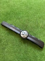 Декоративная крышка двигателя