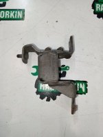 Кронштейн катализатора