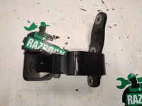 Петля багажника