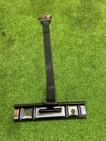 Крепление аккумулятора