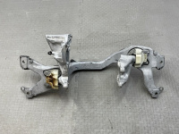 Кронштейн опоры двигателя