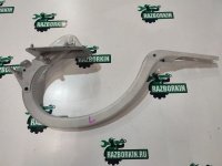 Петля крышки багажника