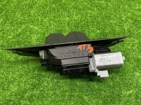 Замок багажника Замок багажника