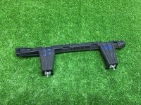 Направляющая стекла двери