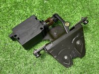 Замок багажника