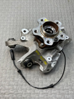 Кулак поворотный