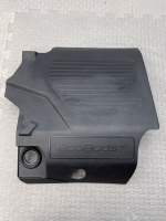 Декоративная крышка двигателя