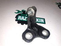 Петля двери нижняя