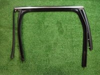 Направляющая стекла двери