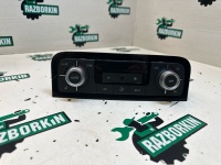 Панель управления климат-контролем