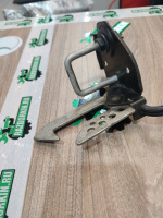 Крюк замка капота