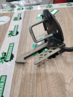 Крюк замка капота