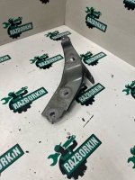 Петля капота