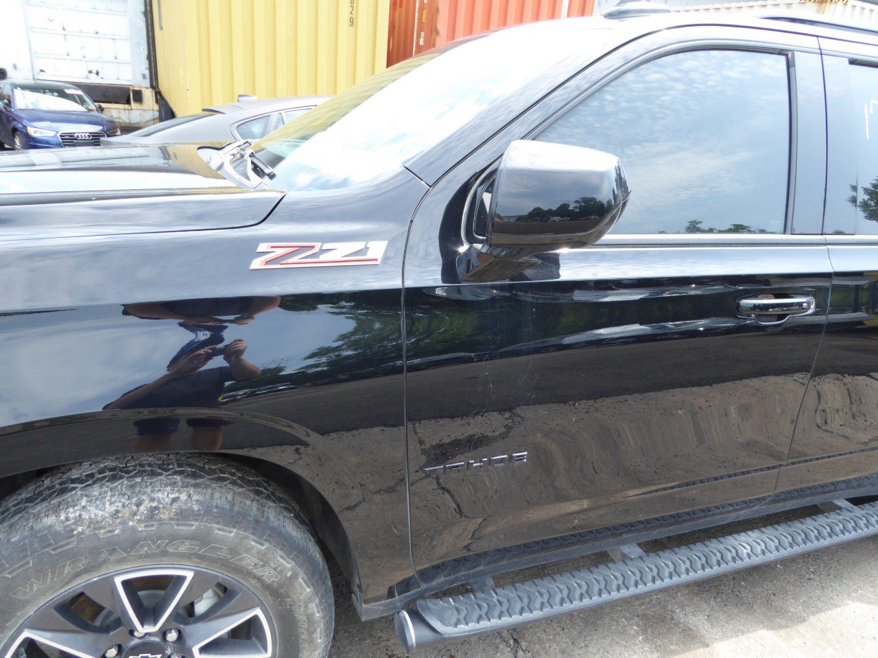 AT25 Chevrolet Tahoe 2021 1GNSKPKD6MR415389