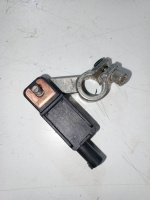 Клемма аккумулятора