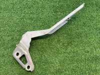 Петля капота