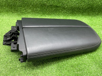 Подлокотник