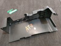 Крепление запасного колеса