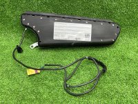 Подушка безопасности в сиденье