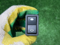 Кнопка стеклоподъемника