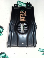 Крепление запасного колеса