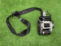 Ремень безопасности